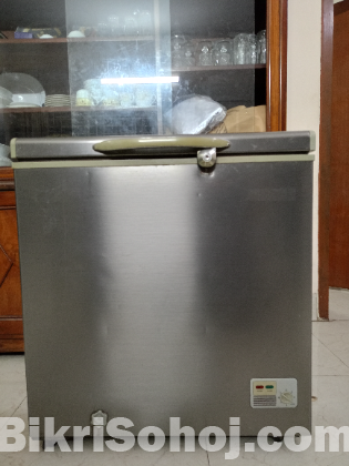 AKAI Chest Freezer 155L